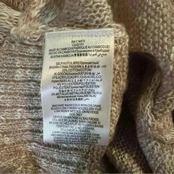 BCBGeneration Women's Lavender Mist Twist Hem V-Neck Crop Sweater Size multiple - Picture 9 of 9